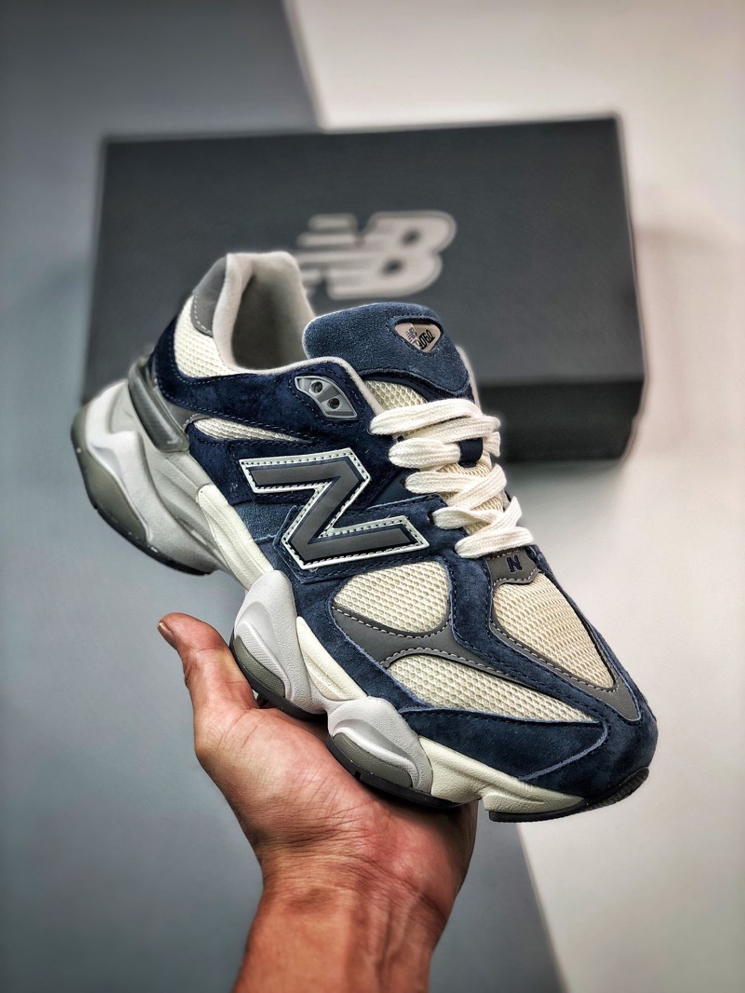 New Balance 9060