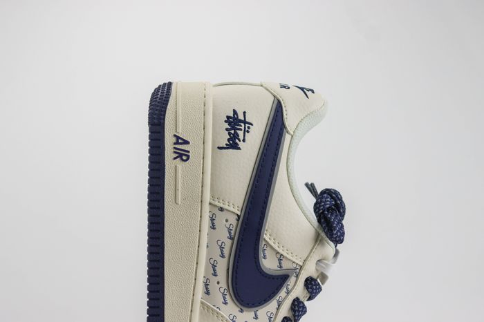  Nike Air Force 1 Low x Stussy 76