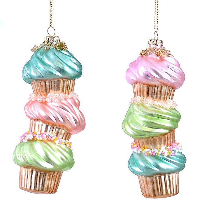 Glass three cupcakes 