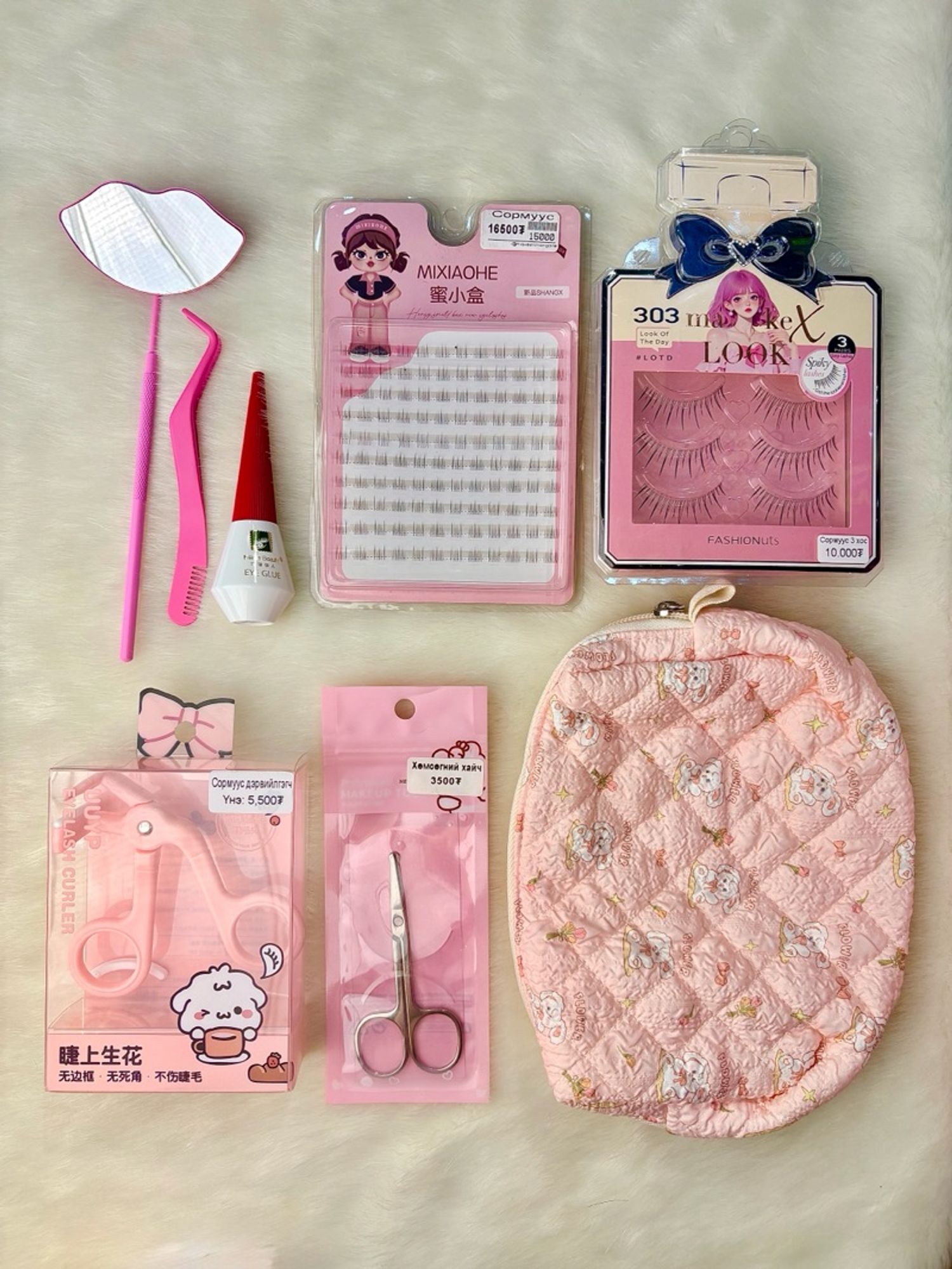 Наадаг сормуус сет