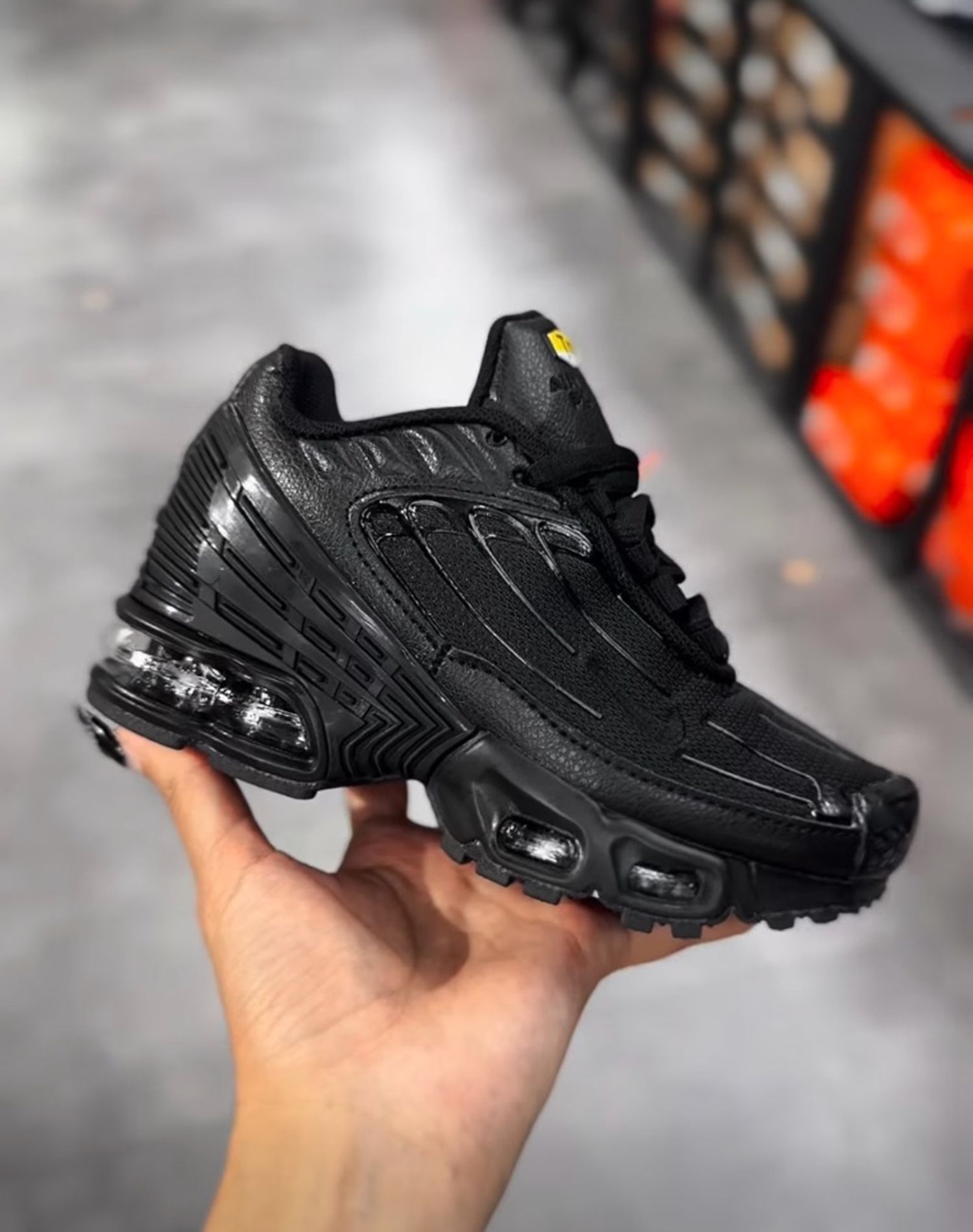 Airmax Plus 3 Triple Black