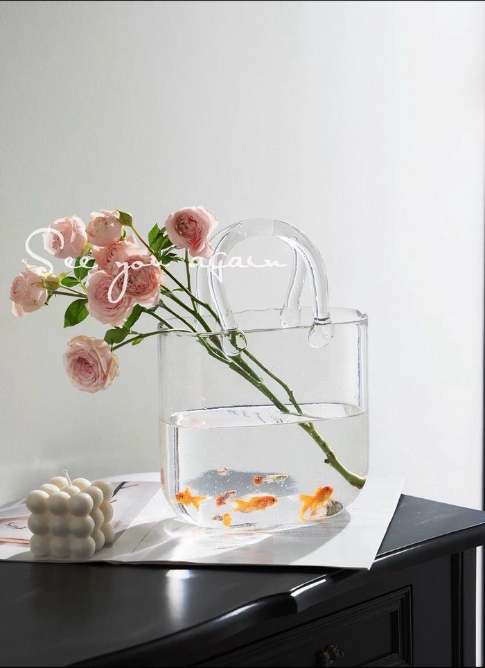 Цэцгийн шилэн цүнх