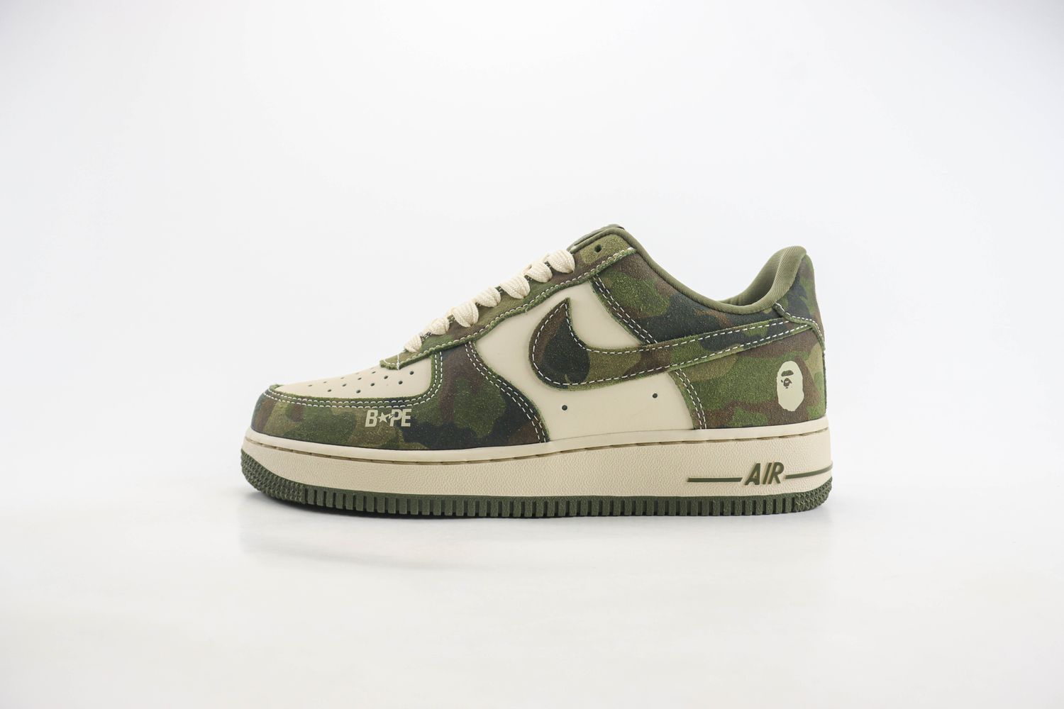 Nike Air Force 1 Low x BAPE 16
