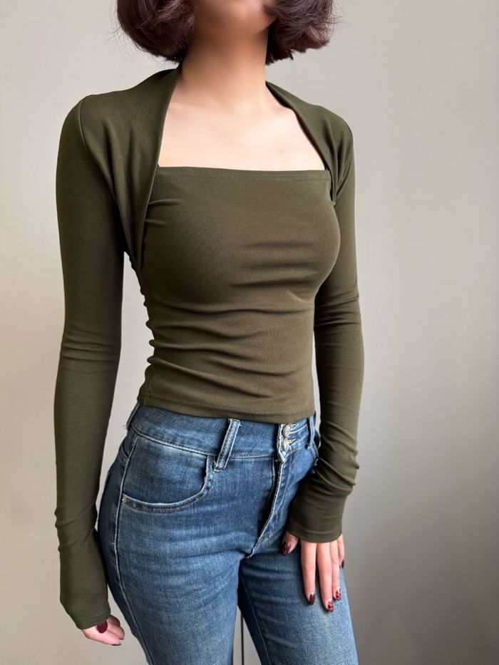 Spring flirt top