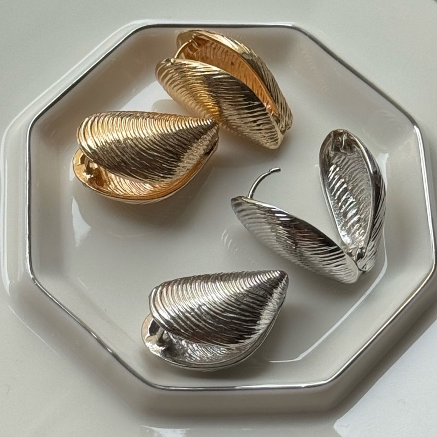 Mussel earrings