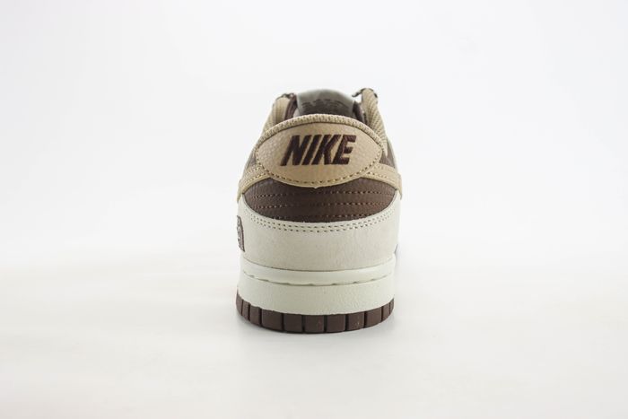 Nike SB Dunk Low x  The North Face x supreme 01