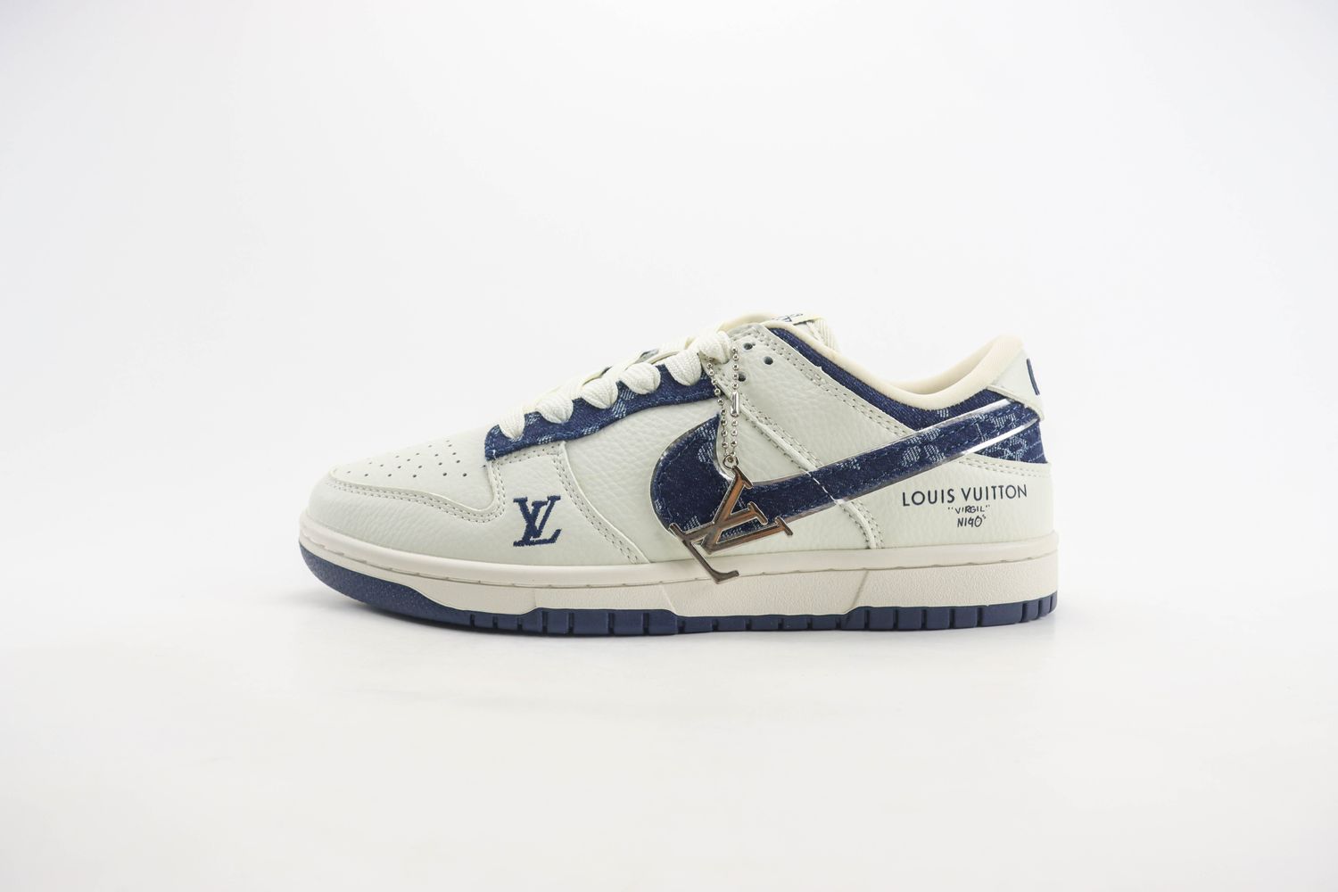 Nike SB Dunk Low x LV 15