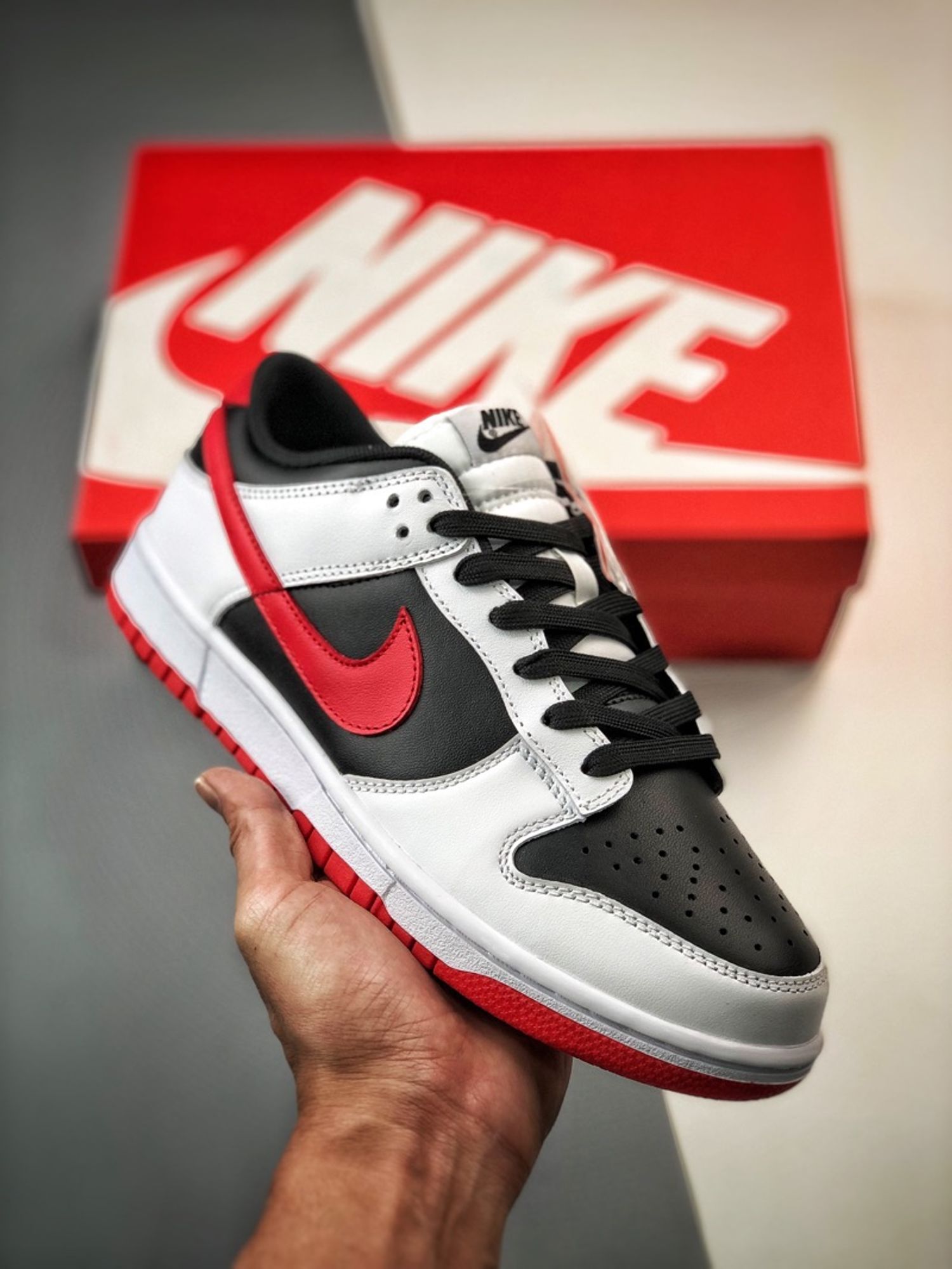 Nike Dunk Low Retro