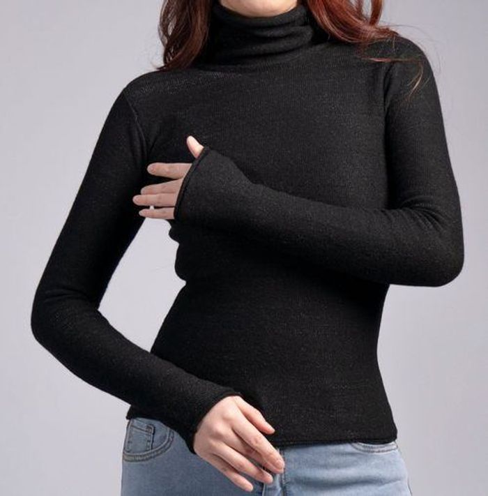 Aera sweater