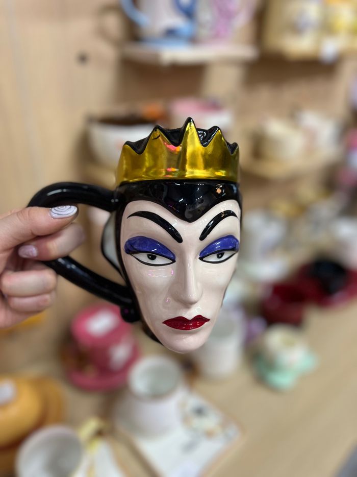 Evil queen аяга