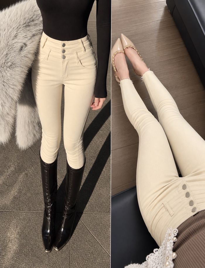 Skinny jeans 🤍