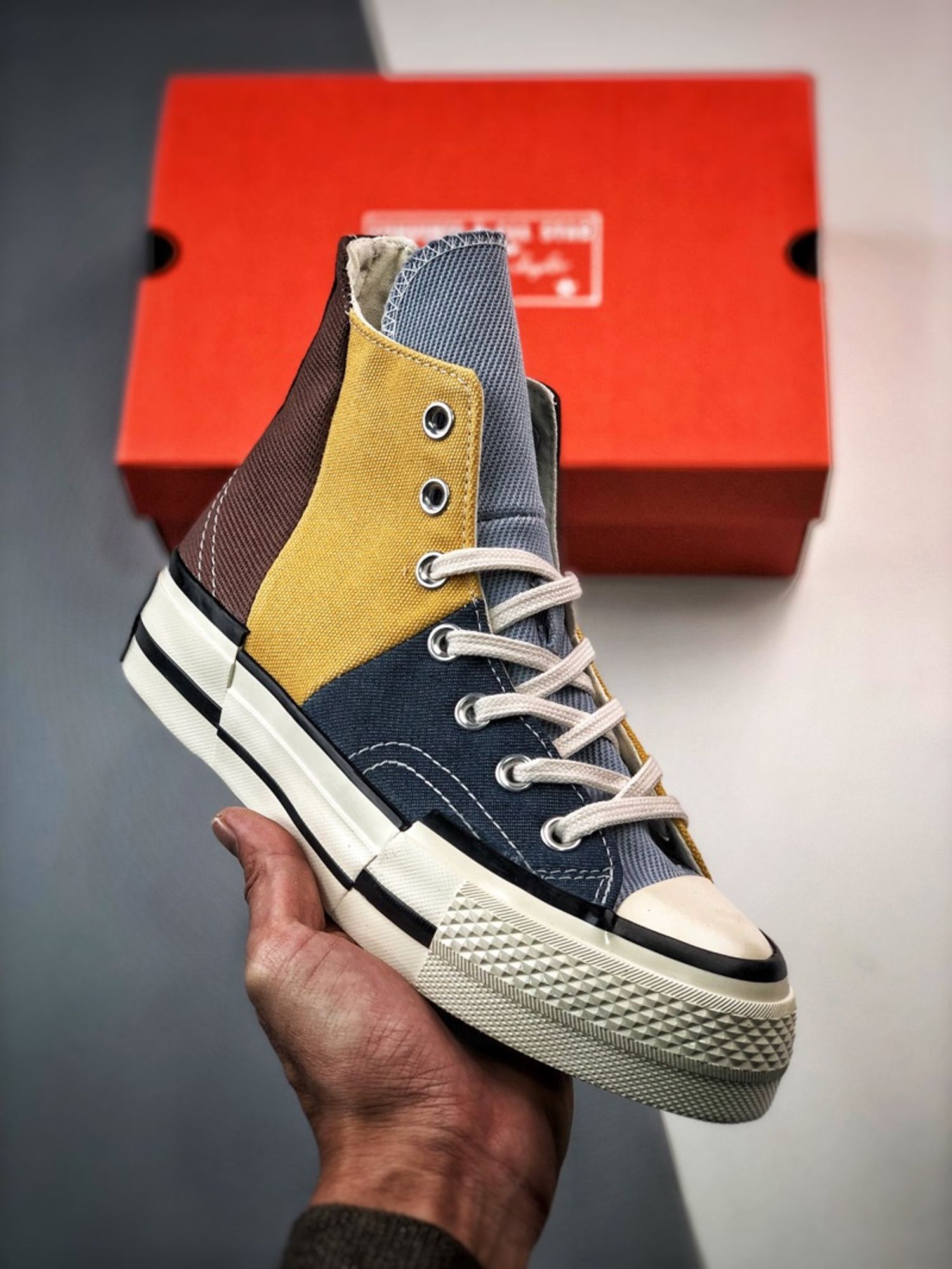 Converse Chuck 70plus “Navy Chocolate”