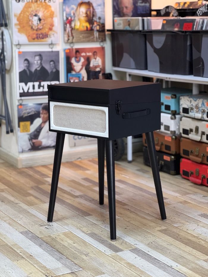 Хөлтэй пянз тоглуулагч