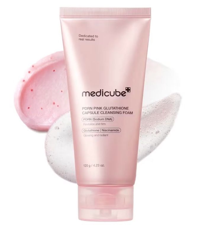 MEDICUBE PDRN Pink Glutathione Capsule Cleansing Foam
