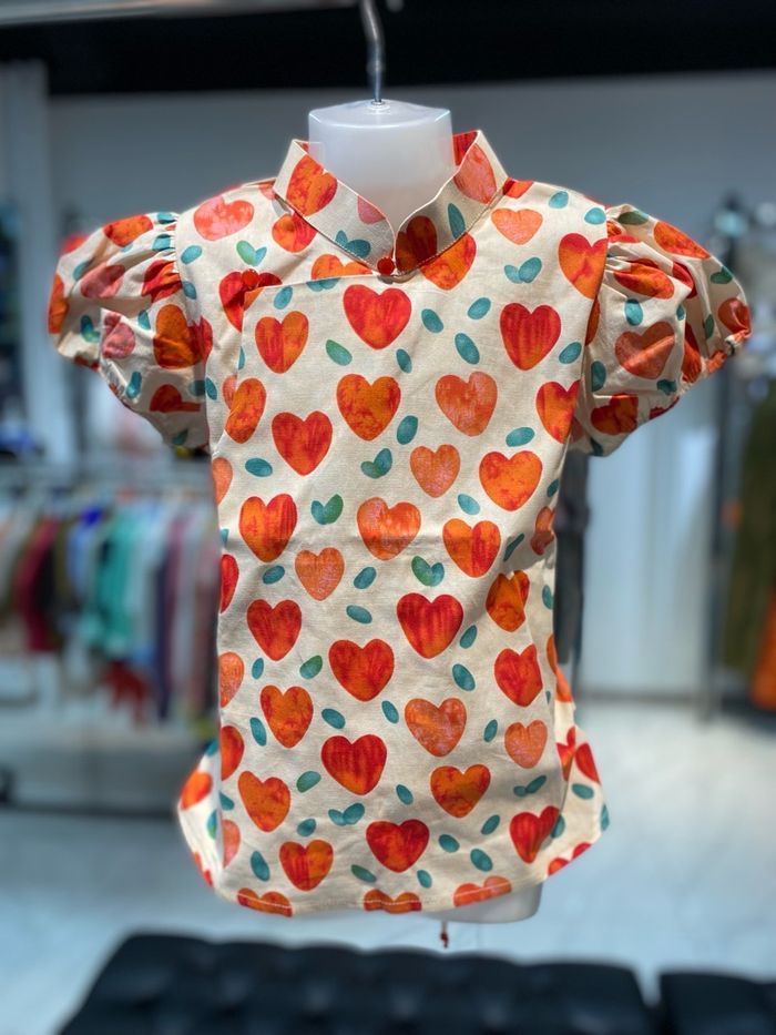 Зүрхэн хээтэй дэрвэгэр цамц