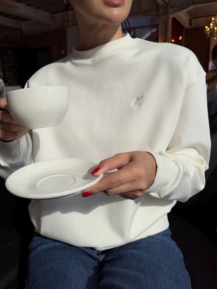 Creamy white sweatshirt