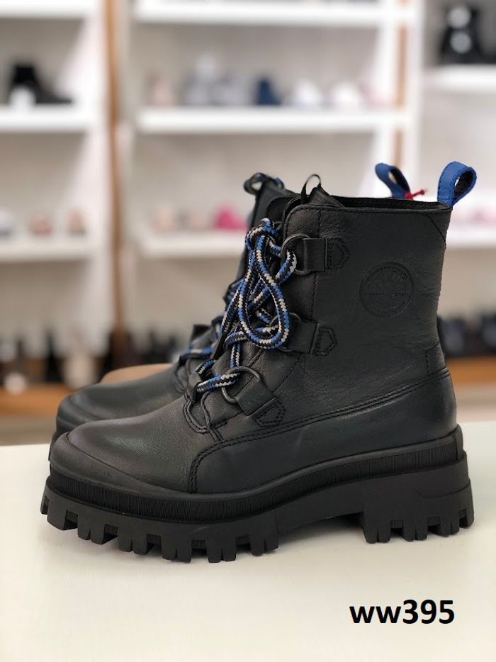 Canada snow / ww395 /