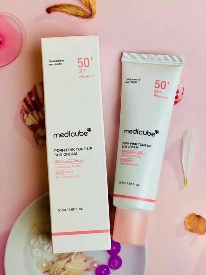 Medicube PDRN Pink Tone Up Suncream | 50ml