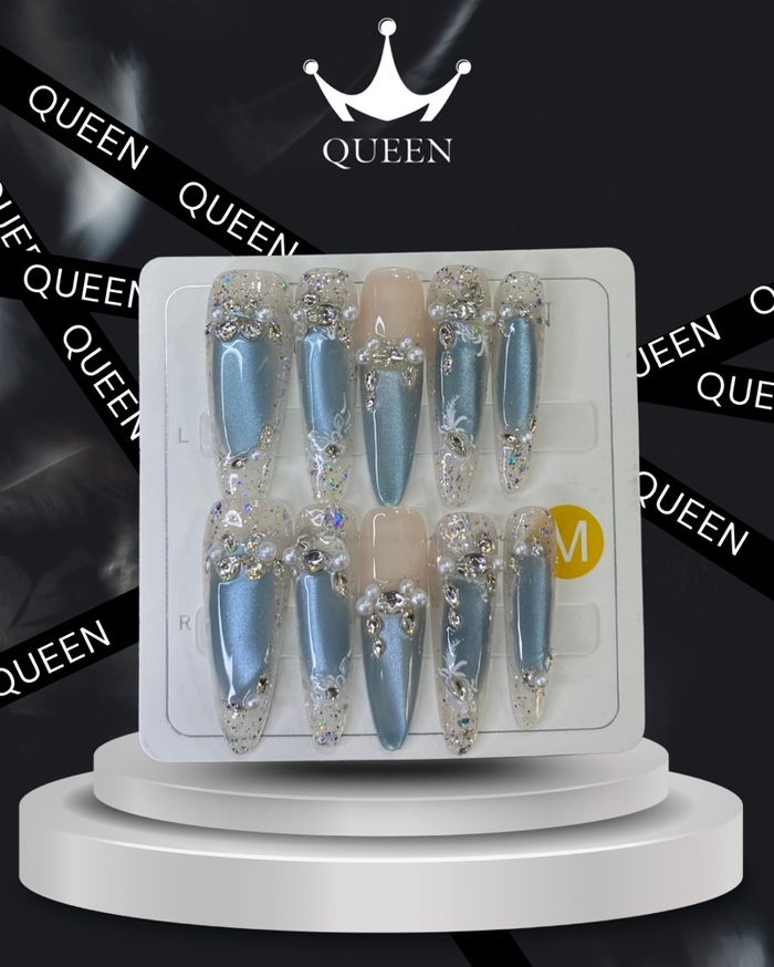 Наадаг хумс 