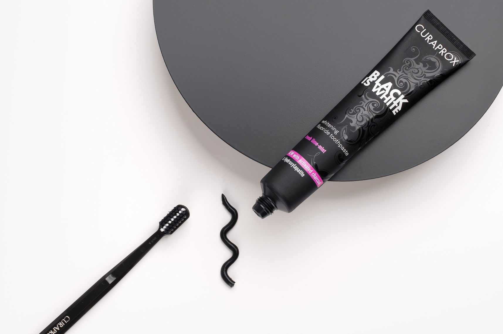 Black Is White шүдний ооны тухай