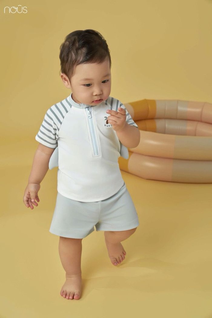 https://cdn.zochil.shop/b4f99a5f-7c29-438e-87e9-2b5a777822f7_t700.jpg