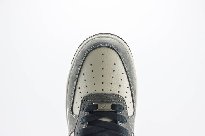  Nike Air Force 1 Low x Supreme 20