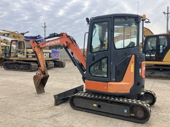 Hitachi Zx30 excavator
