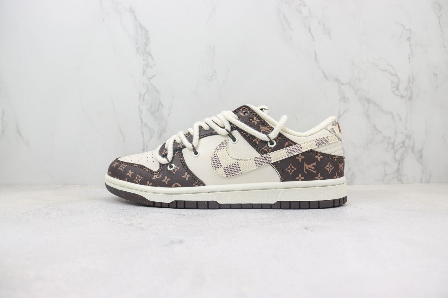 Nike SB Dunk Low x LV 110