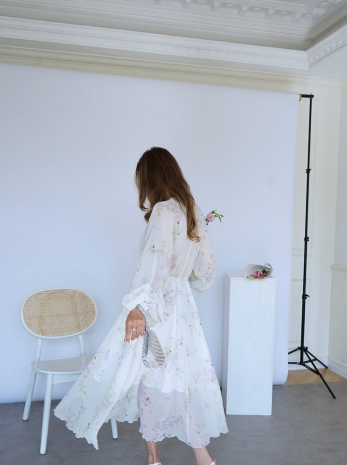 https://cdn.zochil.shop/b59cd157-9f53-496a-ab49-58349d47b68e_t700.jpg