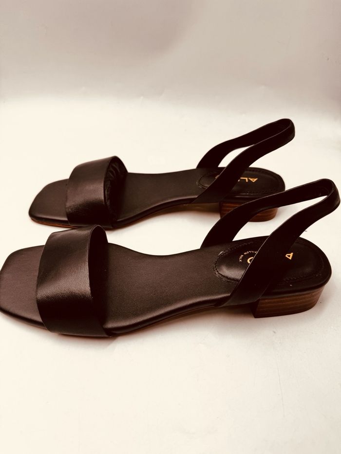 Aldo Black Flat шулуун оломтой