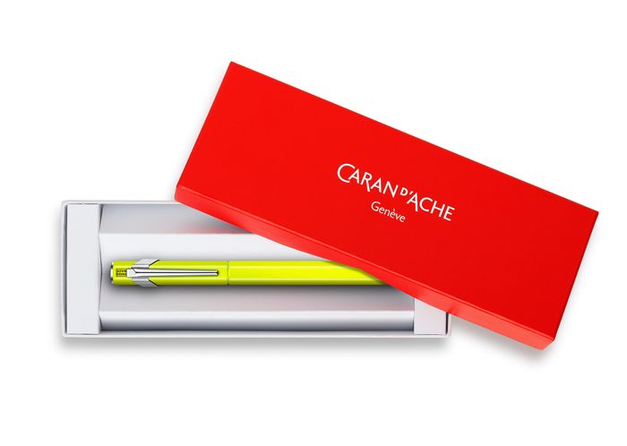 Caran d'Ache  849 Fountain Pen Yellow  Medium Nib 