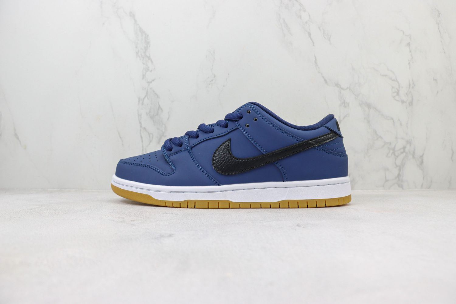  Nike Dunk SB Low Navy Gum 