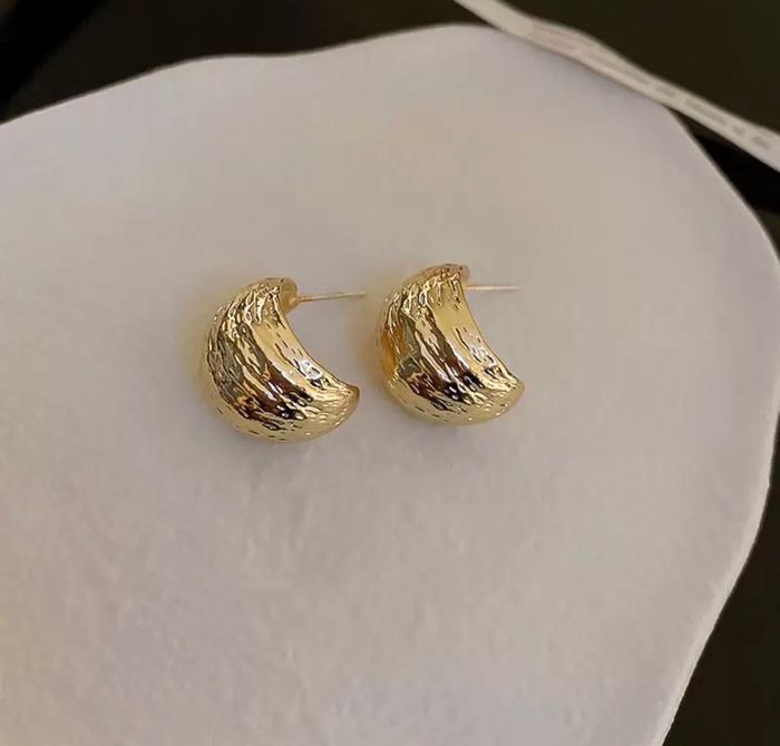 Тренд ээмэг