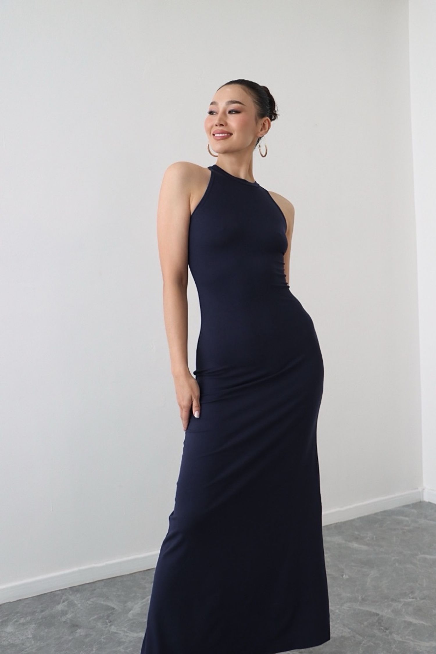 Halter neck maxi dress /хар хөх/