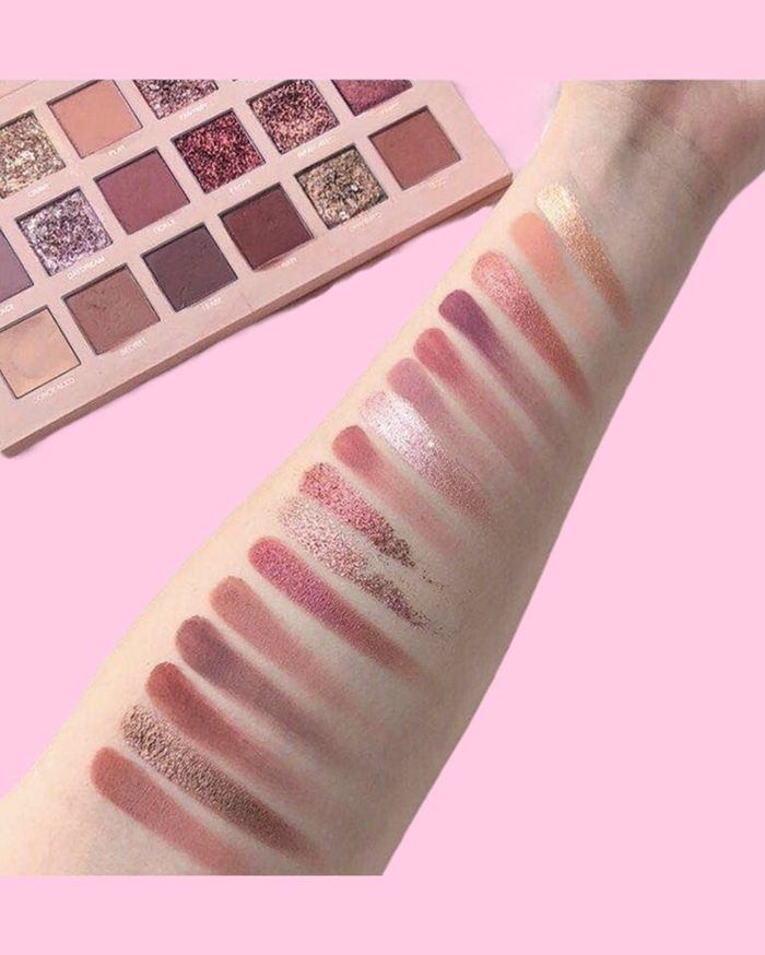 NUDE нүдний тень