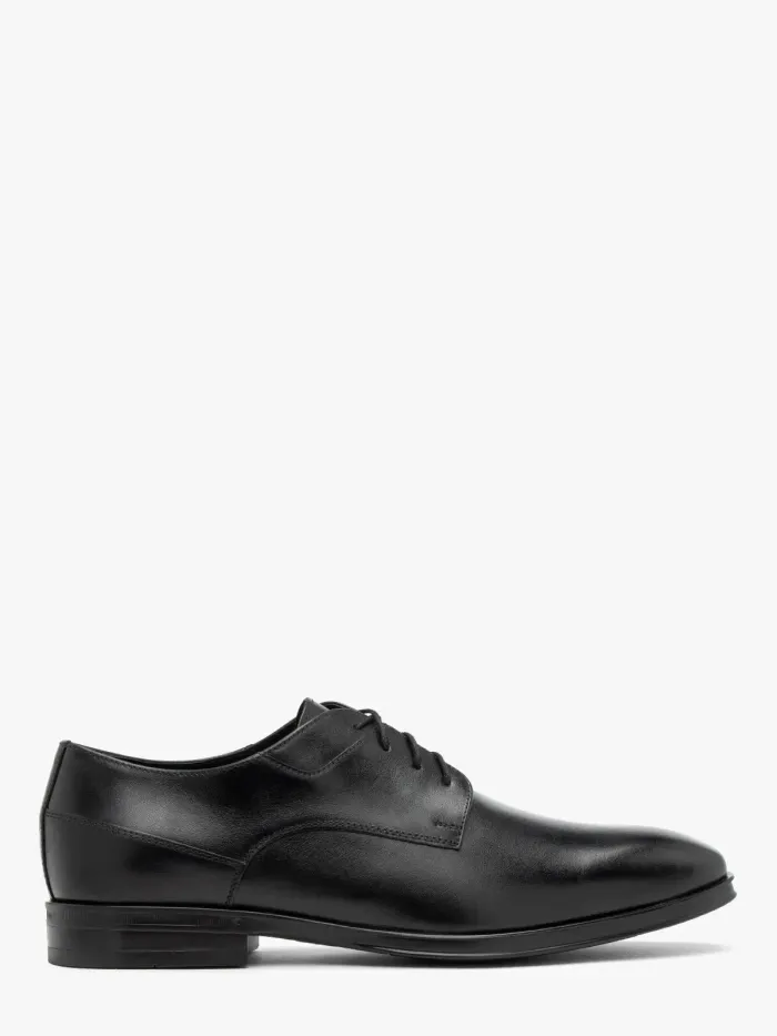 CASUAL SHOES