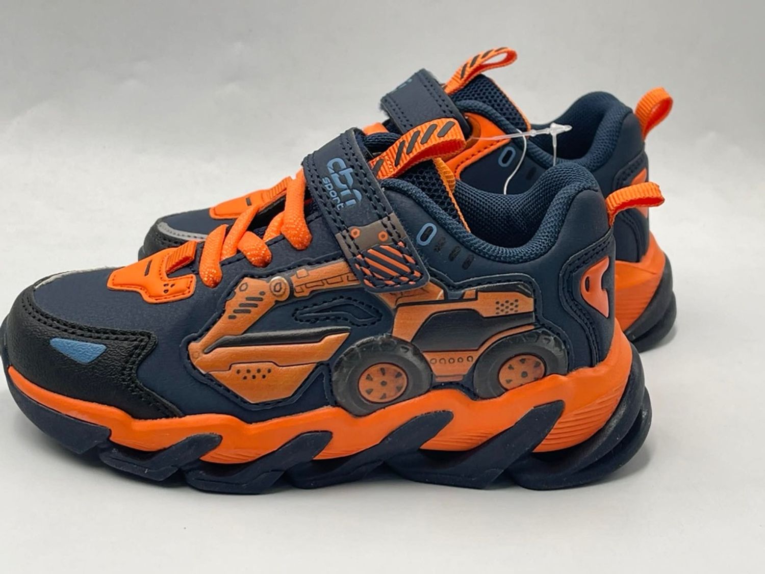 Primigi kids sneakers