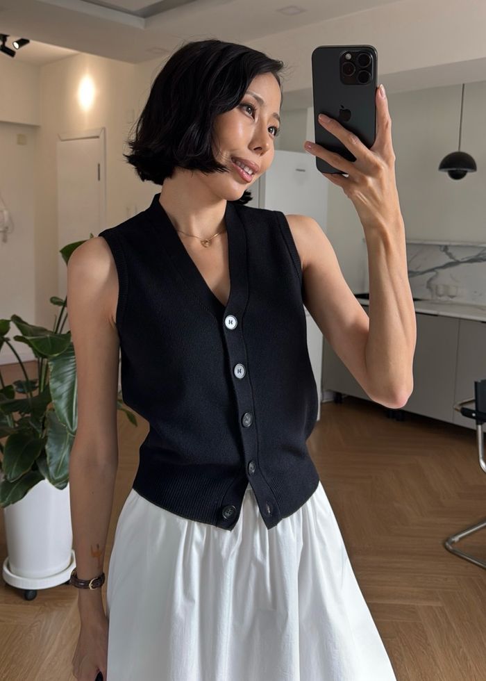 V-neck Cardigan Vest /Black/