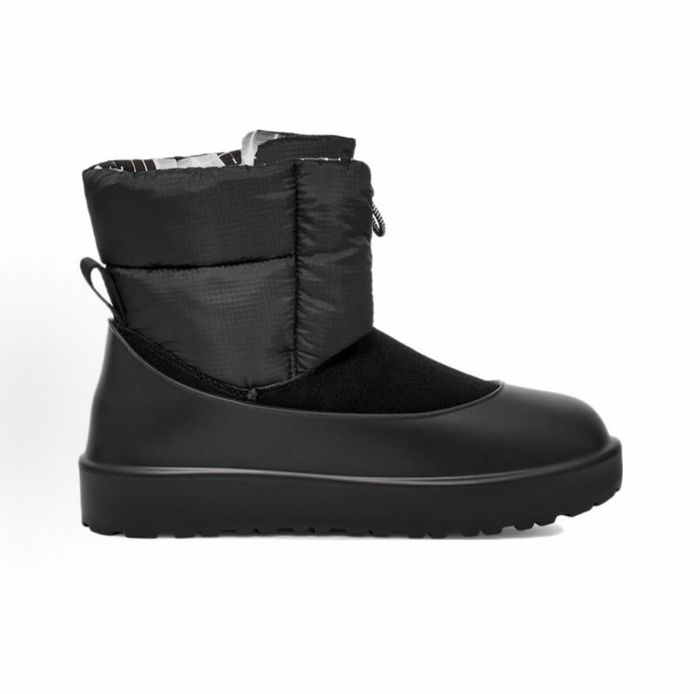 UGG Maxi Toggle Black