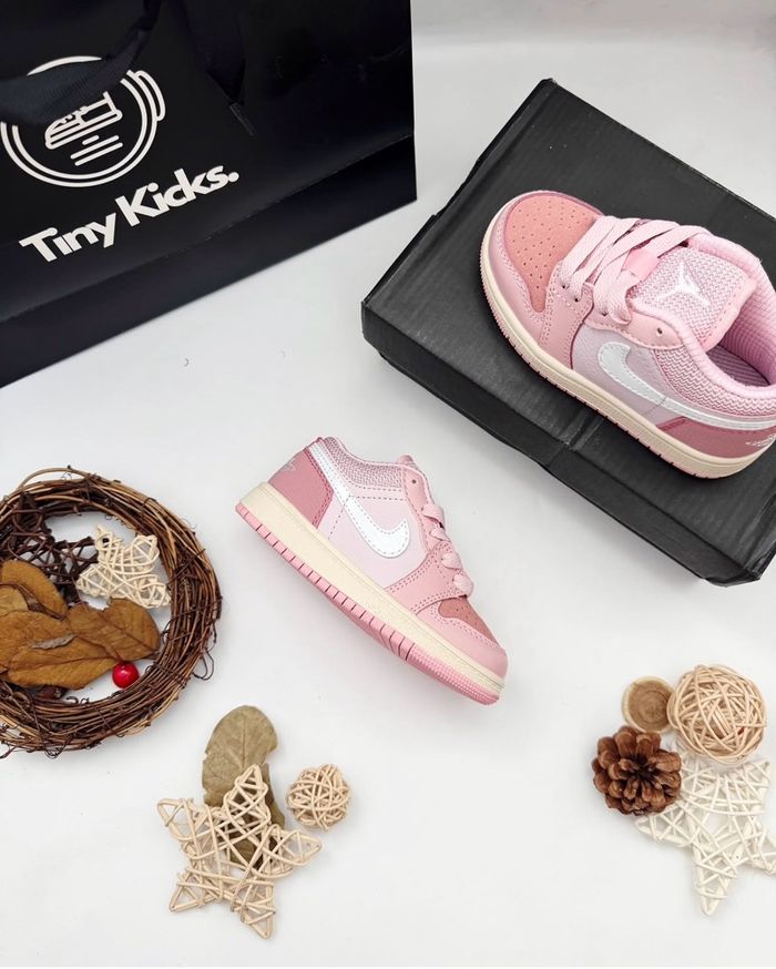 Air Jordan 1 Low Pink Rose