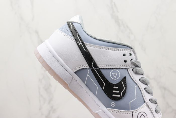  NIKE SB Dunk Low 166