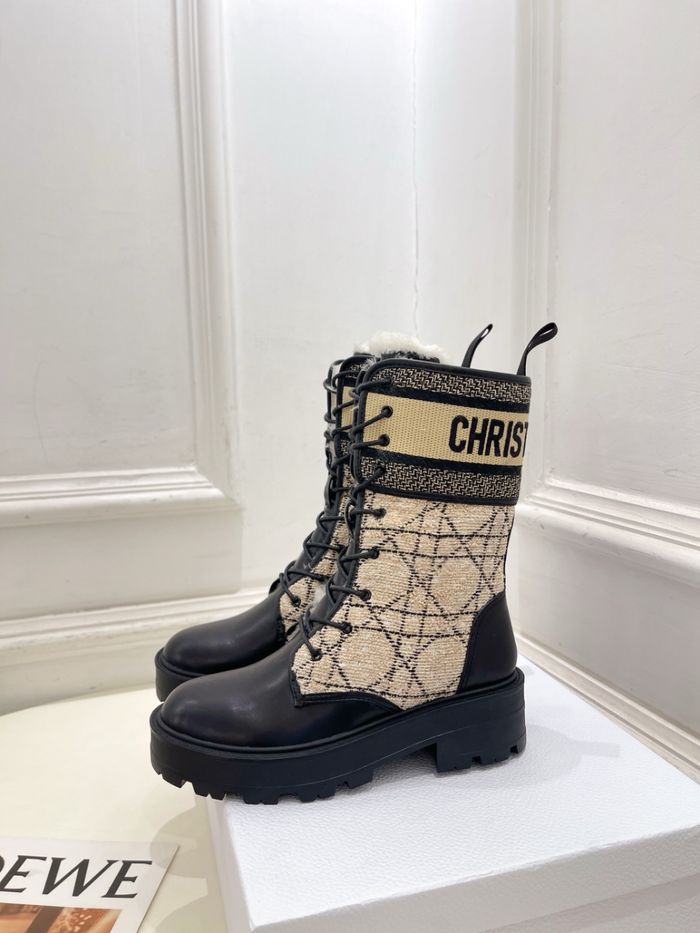 Эмэгтэй өвлийн гутал 