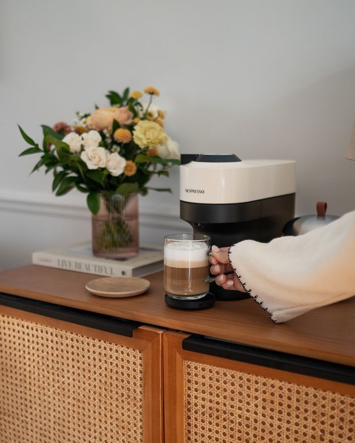 Nespresso Virtuo Pop + Цагаан