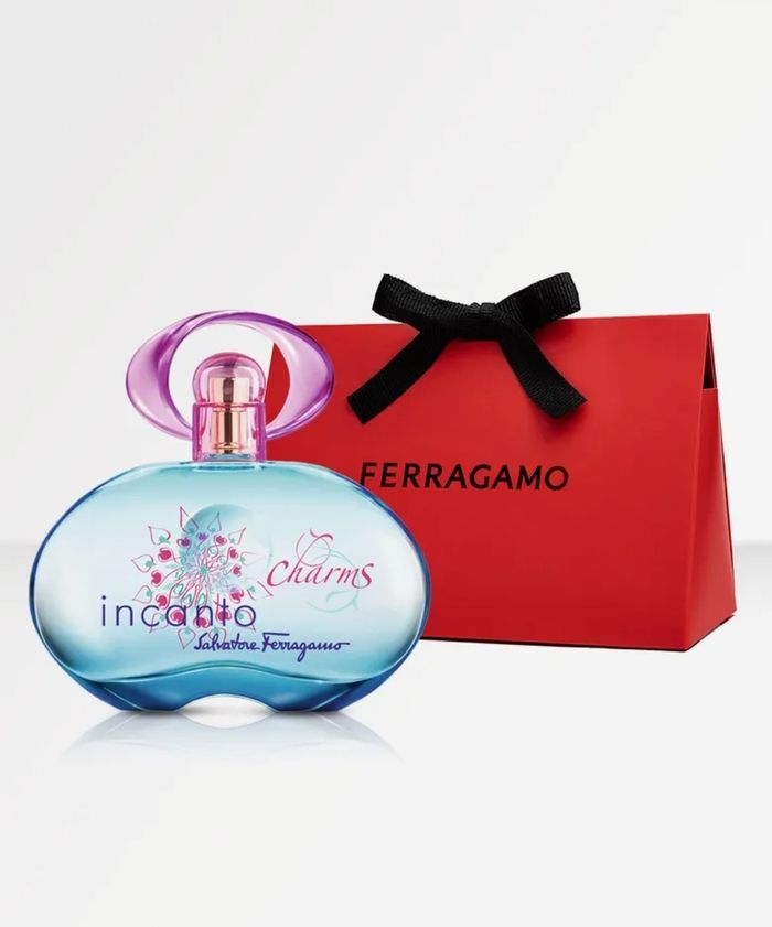 Ferragamo💐💐 incanto charms 100ml