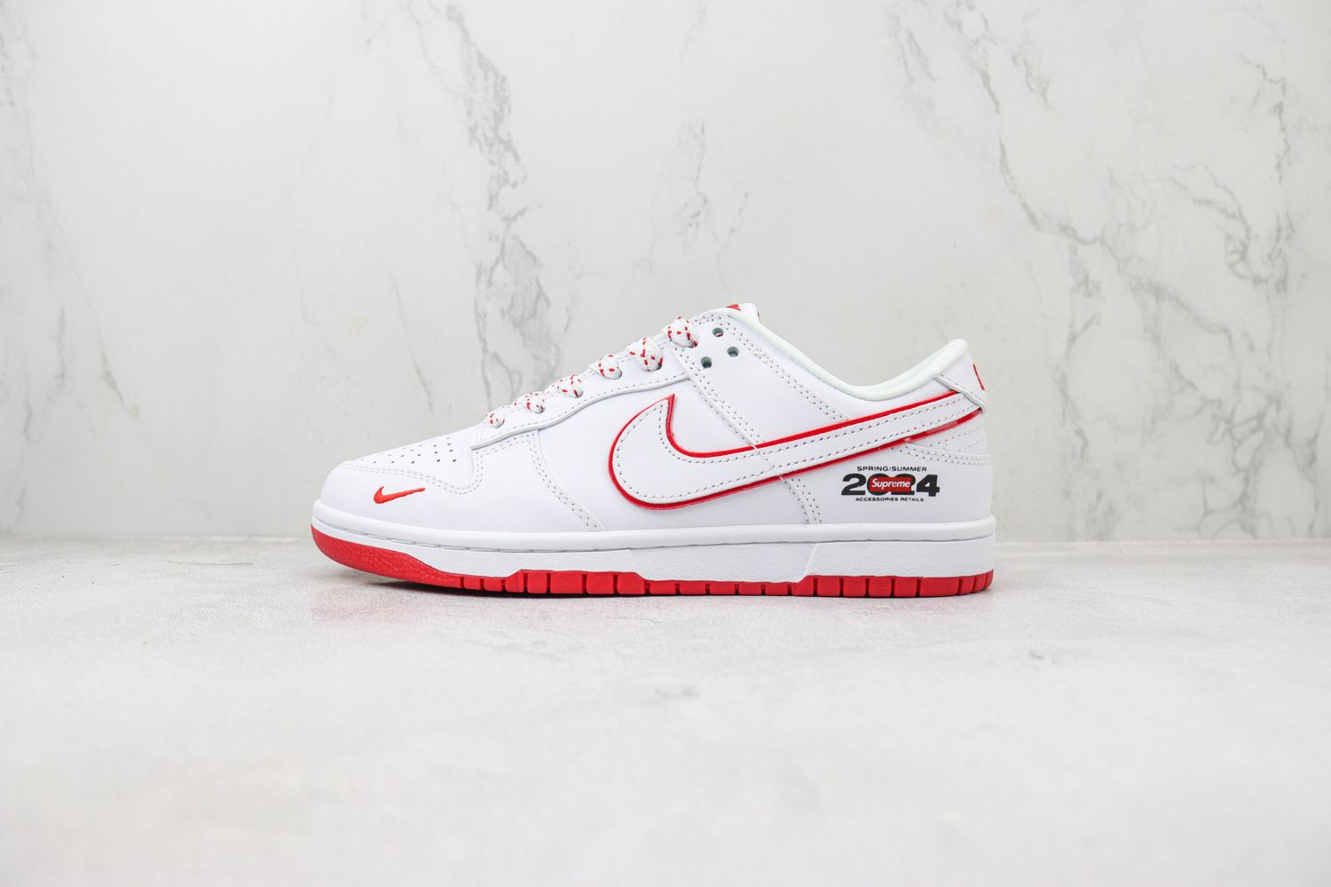 Nike Sb Dunk Low Supreme 123