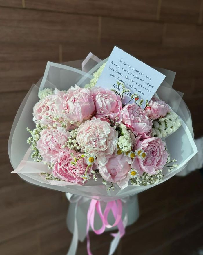 To peony lovers