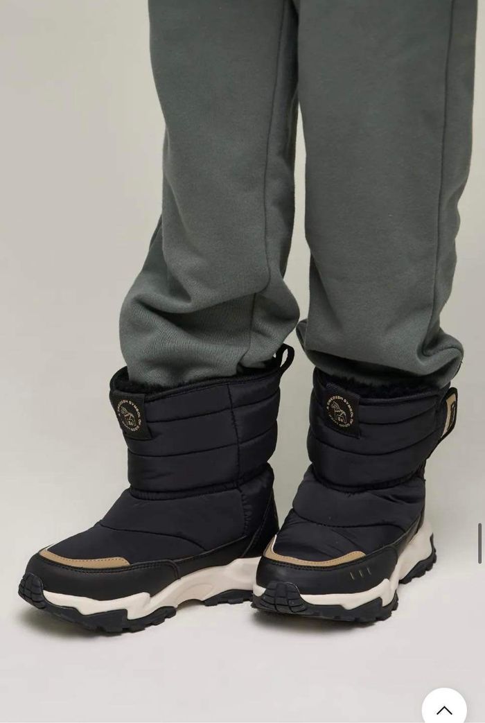 𝗡𝗮𝘁𝗶𝗼𝗻𝗮𝗹 𝗚𝗲𝗼𝗴𝗿𝗮𝗽𝗵𝗶𝗰 - Mono winter boots 