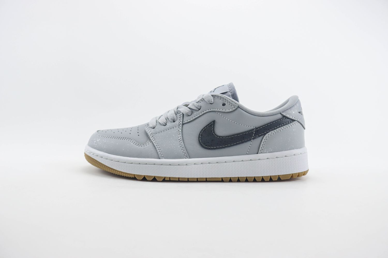Jordan 1 Retro Low Golf Wolf Grey Gum
