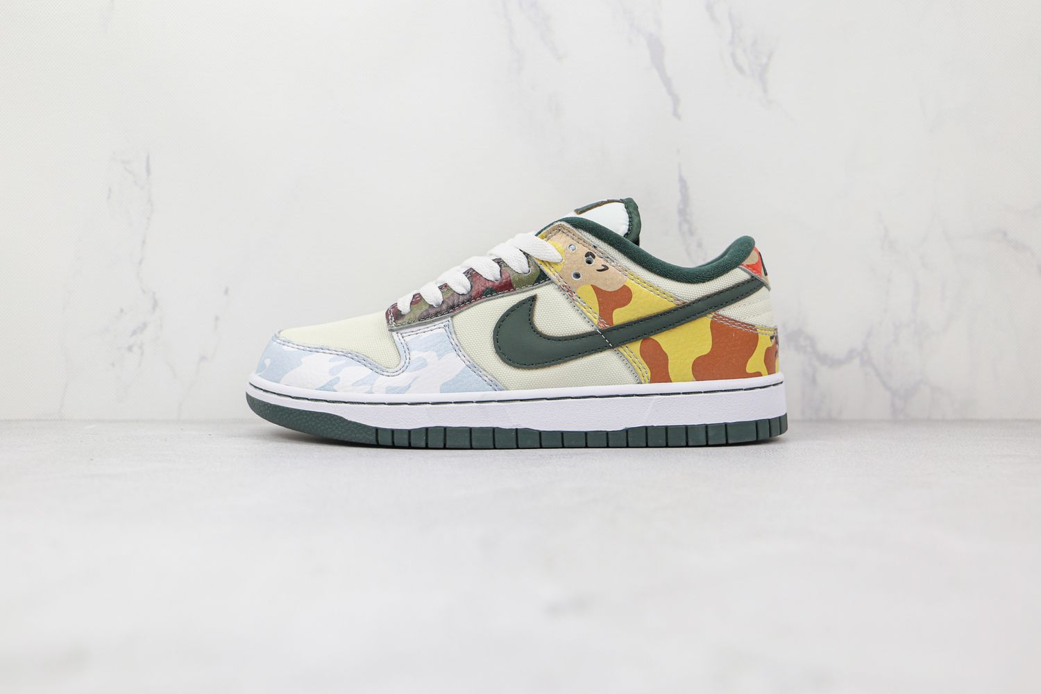 Nike Dunk Low SE Mixed Camo