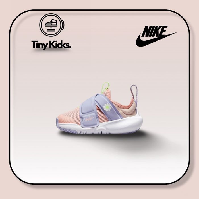 Nike Flex Advance Flower
